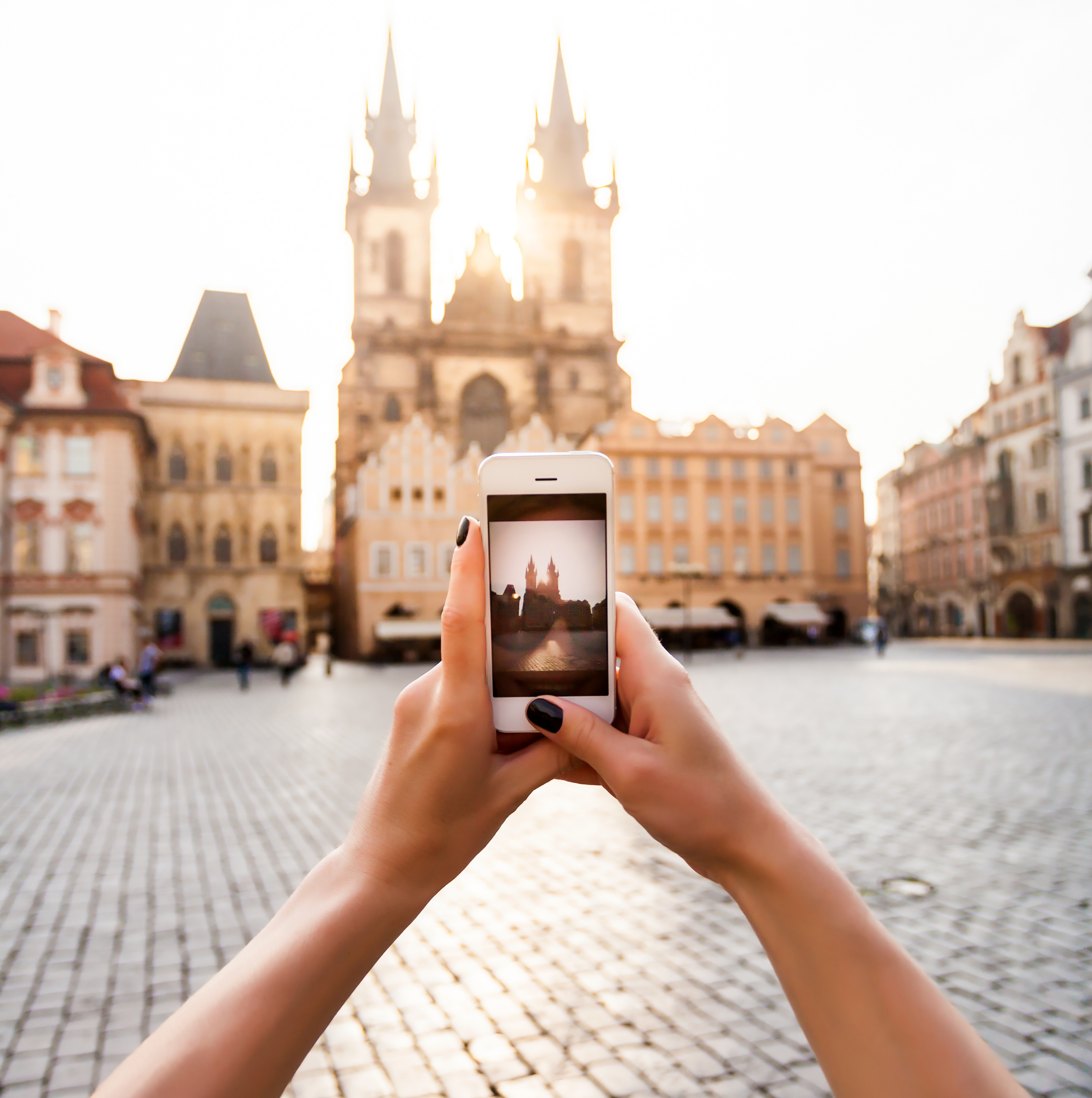Elevate Your Travels: The Top 12 Must-Have Travel Apps of 2023